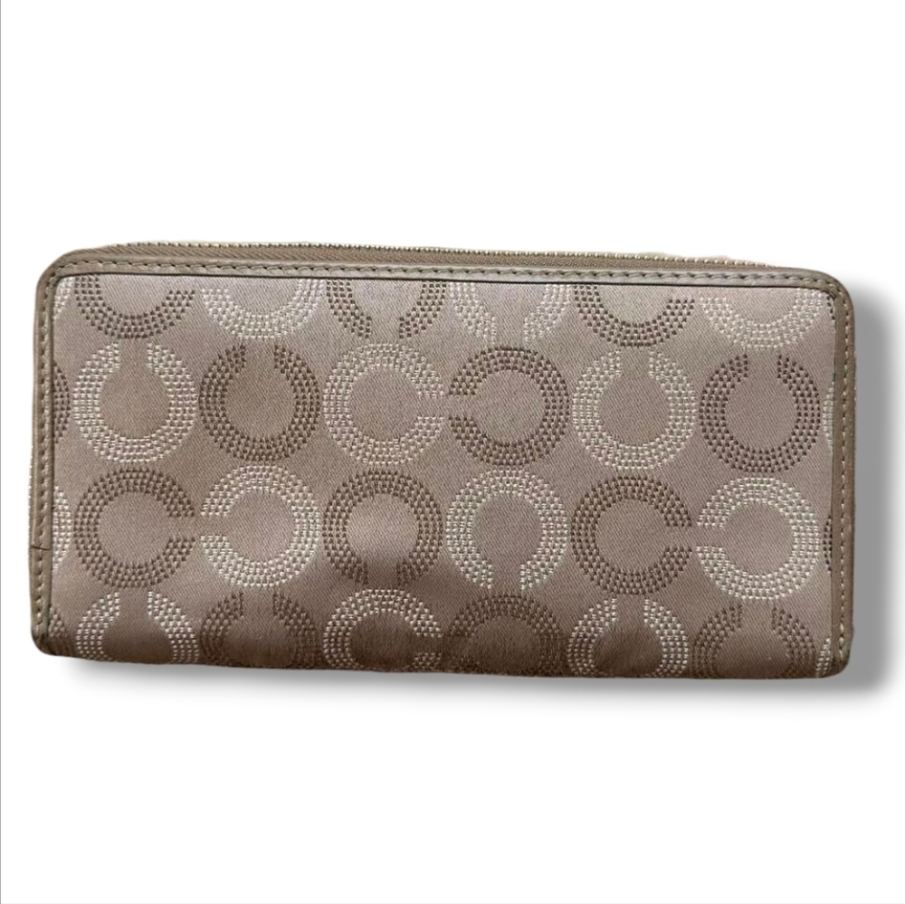 Coach Dotted Signature Long Wallet - Picture 3 of 6